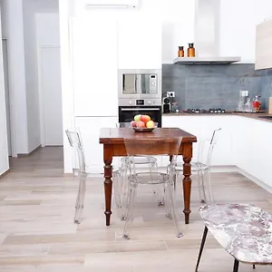 https://la-magia-di-villa.emilia-romagnahotels.net