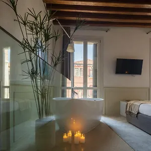 Lion Palace - San Marco R&r Apartamento Veneza