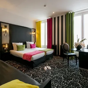 Otel Peyris Opera ****