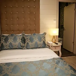 Otel Pelican House ***